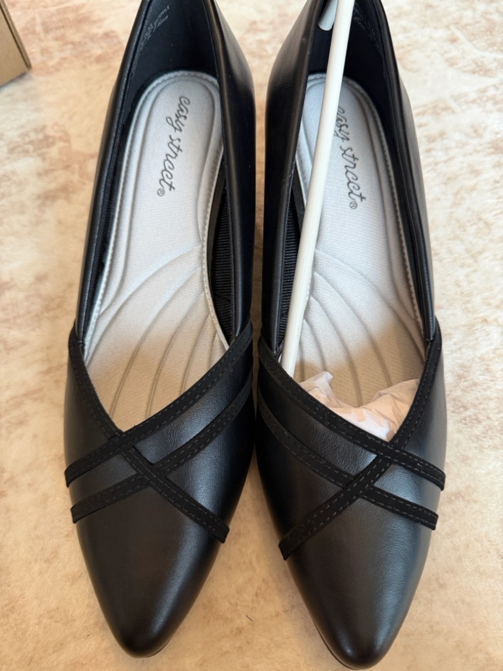easy street Black Pointed-Toe Cross-Strap heels